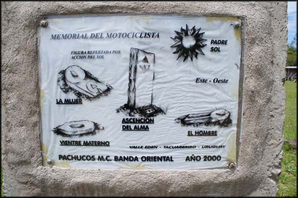 Memorial del Motociclista no Valle Edén
